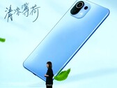 Xiaomi hat mit dem Mi 11 Lite 5G ein extrem dünnes und leichtes Smartphone mit spannender Ausstattung präsentiert. (Bild: Xiaomi)