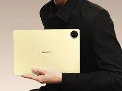 Das aktuelle MatePad Pro 13.2 (2025) ist bereits ein ziemlich großes Tablet (Bildquelle: Huawei)