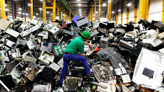 Eine Schande! 50 Millionen Tonnen Elektroschrott jedes Jahr und wenig Recycling.