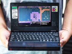 Das Book 8088 kombiniert einen 8 MHz Prozessor mit einer VGA-Grafikkarte.