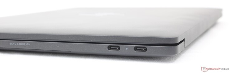 Rechts: 2x USB-A 4.0 mit Thunderbolt 4 + DisplayPort + Power Delivery