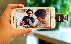 PhotoFast: CR-8710 SD-Kartenleser fürs iPhone