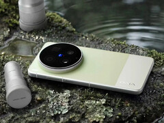 Das Vivo X300 Ultra in einer von zwei Farbvarianten