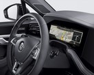 Curved-Auto-Display von Bosch: Innovision Cockpit für den VW Touareg.