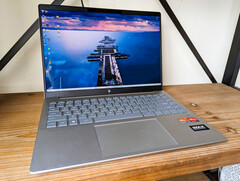 HP Pavilion Plus 14 (Bild: Allen Ngo)