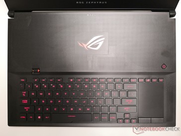 Das Layout und Design der Tastatur ist aus der Zephyrus-Serie bekannt