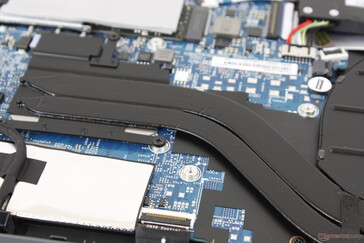 Wir konnten bei unserem Testgerät sehr leise elektronische Geräusche bzw. Spulenfiepen feststellen.