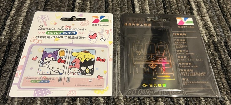 Zwei Special Editions für jeweils 100 NTD. (Bildquelle: Andreas Sebayang/Notebookcheck.com)