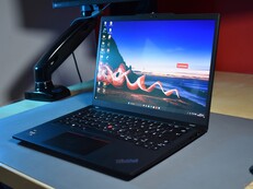 Die Intel-Version des Lenovo ThinkPad X13 G4 kostet momentan nur 759 Euro (Bildquelle: Benjamin Herzig)