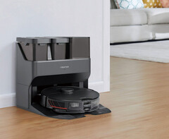 Roborock präsentiert im Rahmen der CES 2022 seinen neues Saug- und Wischroboter-Flaggschiff Roborock S7 MaxV, das es auch als Plus- und Ultra-Variante gibt. (Bild: Roborock)