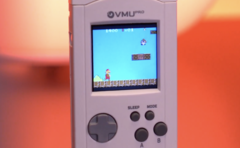 VMU Pro mit Super-Mario-Bros-1-Emulation. (Bildquelle: 8BitMods)