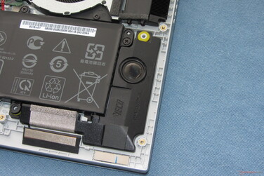 Nach unten abstrahlende Stereo-Lautsprecher