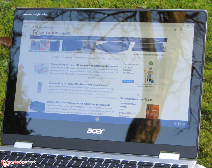 Das Chromebook im Freien.