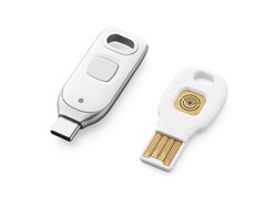 Googles neuer Titan Security Key kann bis zu 250 Passkeys auf einem USB-C-Stick speichern. (Bild: Google)