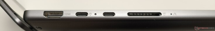 linke Seite: HDMI 2.1, 2x USB-C 4 (inkl. DisplayPort 2.1 & PowerDelivery), SD-Cardreader