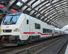 Der Steuerwagen im Fokus, auch wenn er nicht steuern kann. (Bildquelle: Oliver Lang / Deutsche Bahn)