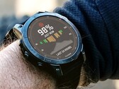 Die Garmin Fenix 7X Solar erreicht dank Solarzellen eine Akkulaufzeit von über einem Jahr im Energiesparmodus. (Bild: Garmin)