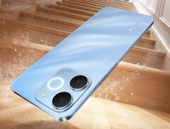 Das Realme P4 Lite wird in drei Farben angeboten, inklusive Hellblau.