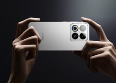 Das Meizu 22 setzt auf ein modernes Design mit quadratischem Kameramodul. (Bildquelle: Meizu)