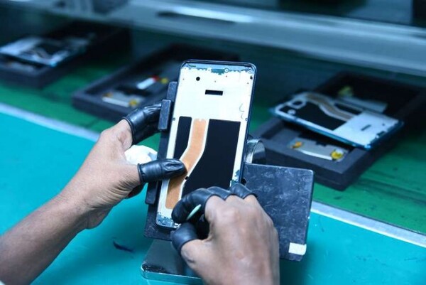 Xiaomi steigert seine Smartphone-Produktion in Indien.