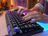 Die Logitech G512 X TMR Gaming-Tastatur in Schwarz