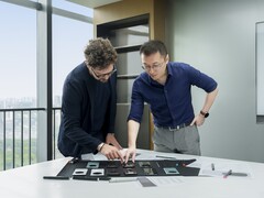 Porsche Design und Honor kooperieren (Bild: Porsche Design, bearbeitet)