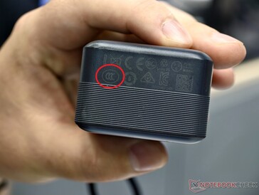 Eine Anker Powerbank mit CCC-Logo im Typenschild.