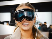 Apple soll ein leichteres, günstigeres Mixed-Reality-Headset entwickeln. (Bildquelle: Ali Colak)