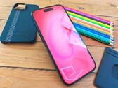 Das Apple iPhone 15 ist wieder ein sehr gutes Smartphone und wurde vor allem im Bereich der Kamera verbessert.