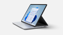 Der Microsoft Surface Laptop Studio startet für 1.699 Euro mit nur 256 GB Speicher. (Bild: Microsoft)