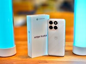 Das Edge 70 Plus will mit großem Akku und hellem Bildschirm überzeugen, aber findet man das bei Motorola nicht auch anderswo?