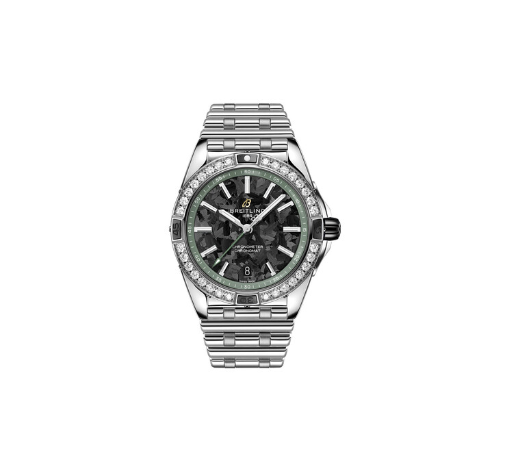 Die Breitling Super Chronomat Automatic 38 kombiniert Edelstahl, Kohlefaser, Diamanten und grüne Valhalla-Akzente
