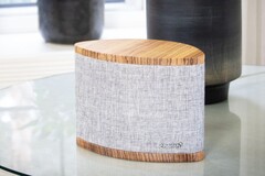 Der neueste Sensor von AT&T und Cherish Medical setzt auf ein unauffälliges Design im Stil eines smarten Lautsprechers. (Bild: AT&T / Cherish Medical)