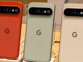 Die neue grüne Farboption, beim Pixel 11 Pro Fold offenbar "Pine" genannt, zeigt sich erstmals in einem offiziellen Renderbild.