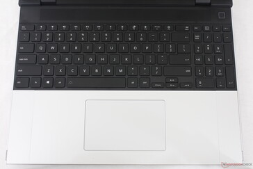 Tastatur- und Clickpad-Module sind im Gegensatz zum dGPU-Modul im laufenden Betrieb austauschbar