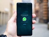 WhatsApp erlaubt es Nutzern endlich, denselben Account auf mehreren Smartphones zu nutzen. (Bild: Mika Baumeister)