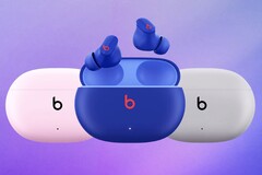 Die Beats Studio Buds präsentieren sich als günstigere Alternative zu den Apple AirPods Pro. (Bild: Beats)
