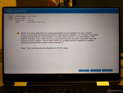 Das Dell XPS 15 9575 lädt nur mit 65 statt der eigentlich vorgesehenen 100 W