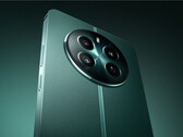 Das Realme 12+ setzt auf ein ähnliches Design wie das Realme 12 Pro zum günstigeren Preis. (Bild: Realme)