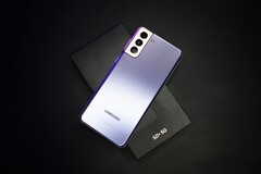 Samsung Galaxy-Smartphones könnten Updates in Europa künftig deutlich schneller erhalten. (Bild: Anh Nhat)