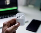 Apple liefert das iPhone 12 ohne EarPods aus, einem Bericht zufolge soll dadurch der AirPods-Absatz angekurbelt werden. (Bild: Suganth, Unsplash)