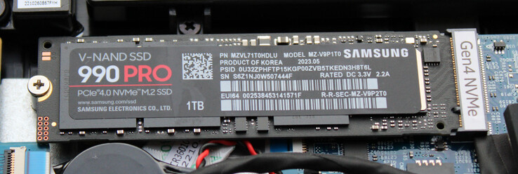 Eine PCIe-4-SSD dient als Systemlaufwerk.