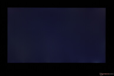 Minimal ungleichmäßiges Backlight Bleeding