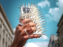The Unsnatchable verhindert Diebstahl durch Stacheln. Apple will durch eine Software-Sperre eine ähnliche Wirkung erzielen.