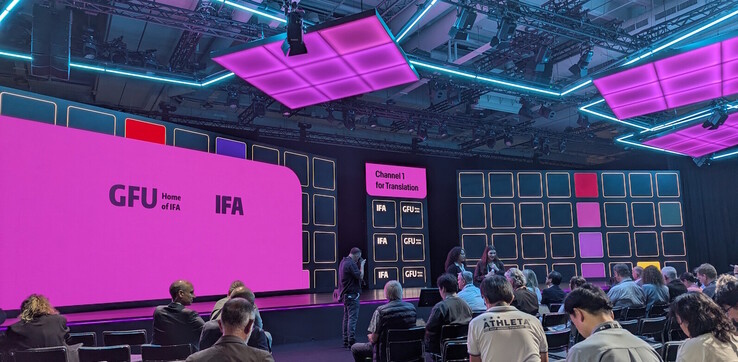 Dieses Jahr war die Eröffnungsbühne kleiner als beim letzten Jahr