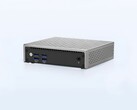 Der Links LNE6412 setzt auf einen eher gemächlichen aber immerhin passiv gekühlten und somit lautlosen Quad-Core gepaart mit 32GB RAM