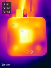 Geekom A8 beim Stresstest (Unterseite)