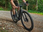 Das sportliche Gravel-E-Bike aus der Grail:ON-Serie ist aktuell deutlich rabattiert (Bild: Canyon)