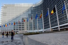 Das Gebäude der Europäischen Kommission in Brüssel (Bild: AP)
