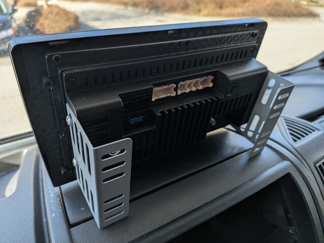 Im Vergleich zu bekannten Marken können diese chinesischen Hauptgeräte verdächtig dünn sein.